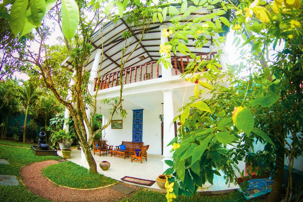 Mother'S Place Nimala Хиккадува Экстерьер фото